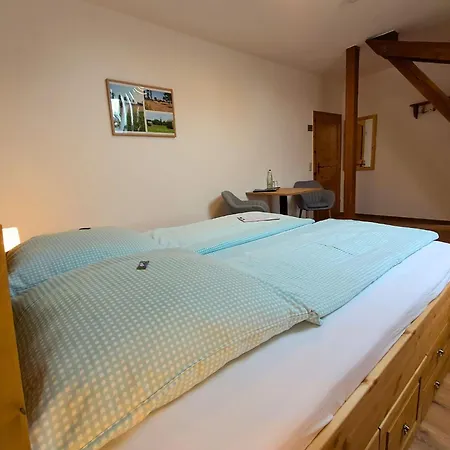 Pension Kronenburghof-3